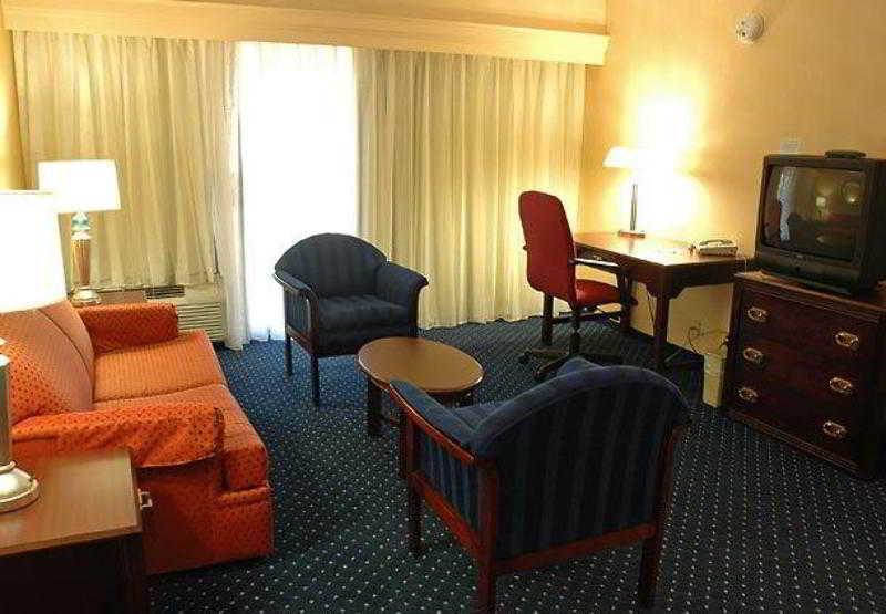 Courtyard Indianapolis Northwest Hotel Kamer foto