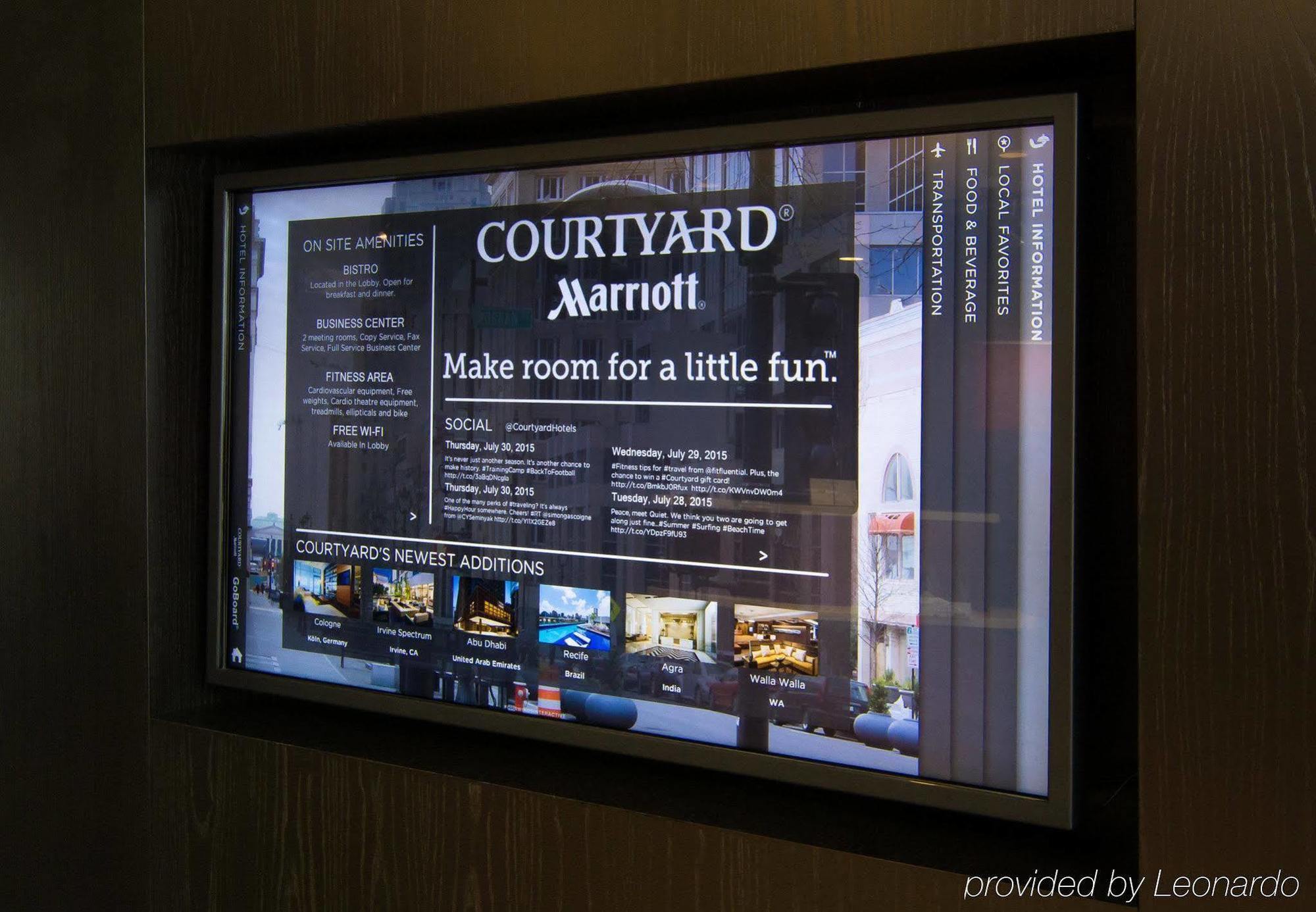 Courtyard Indianapolis Northwest Hotel Buitenkant foto